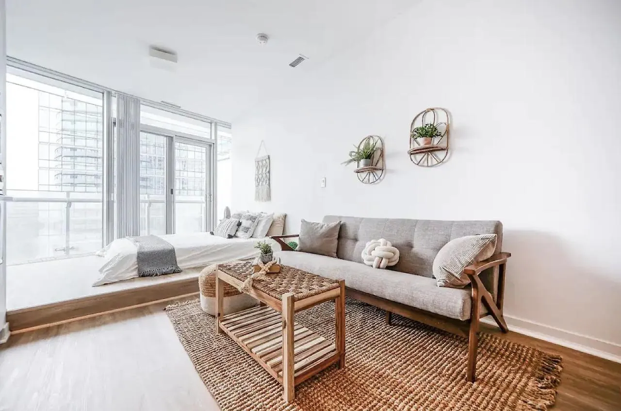 Downtown Toronto Gem Apartment 0*,